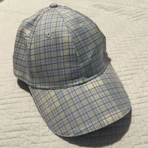 Lululemon hat Size S/M